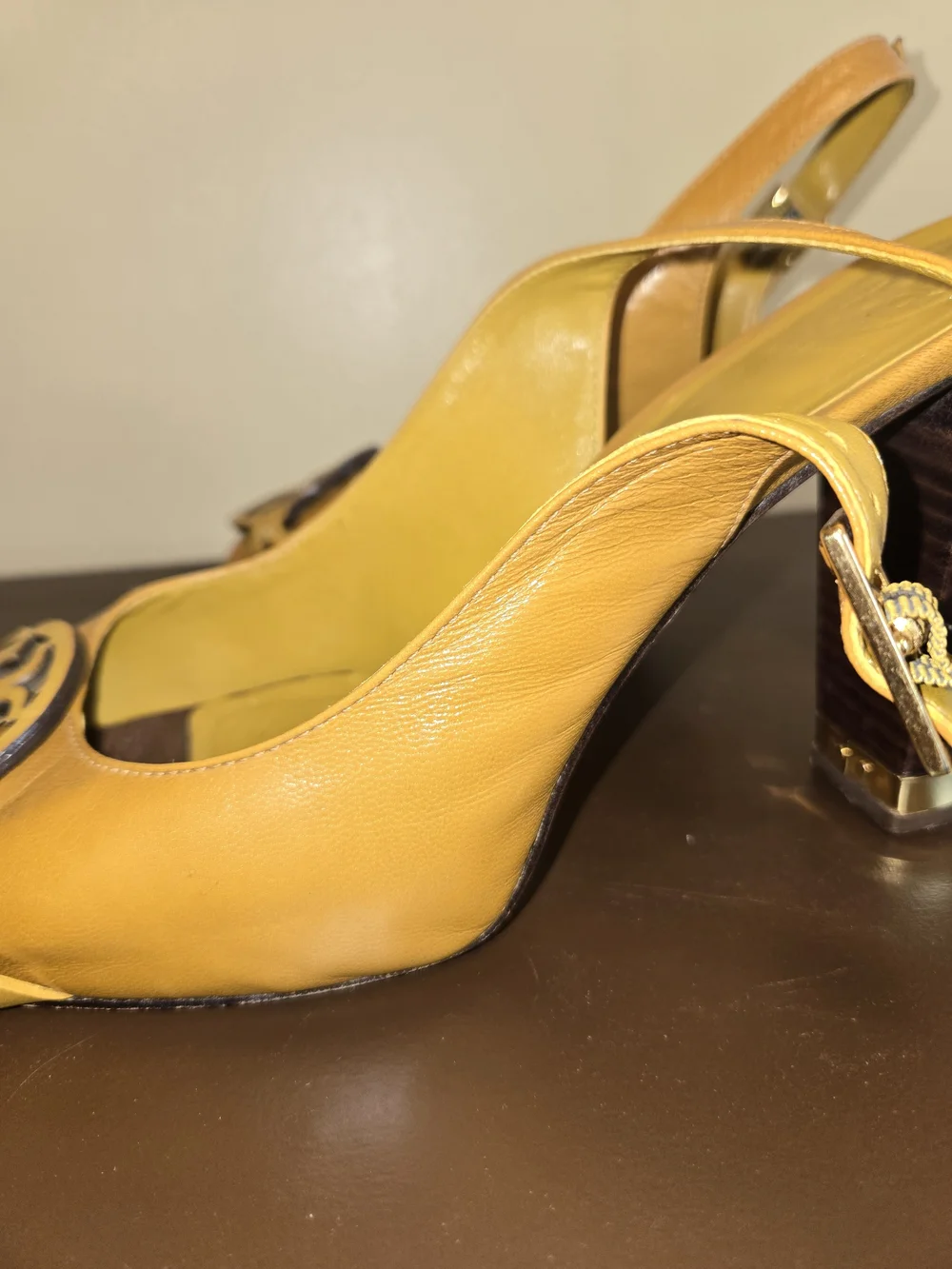 Tory Burch size classic